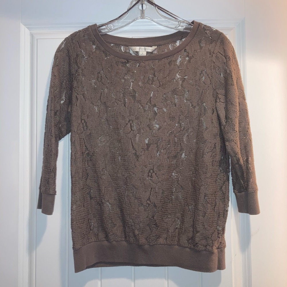 ☀️Sheer Floral Top
